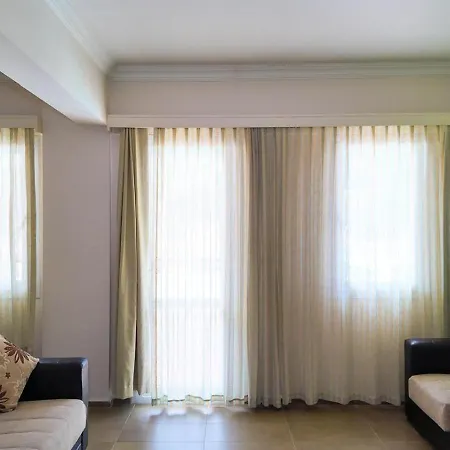 Konfor Hotel *