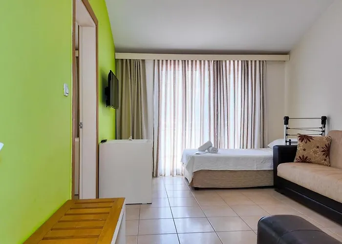 Konfor * 费特希耶